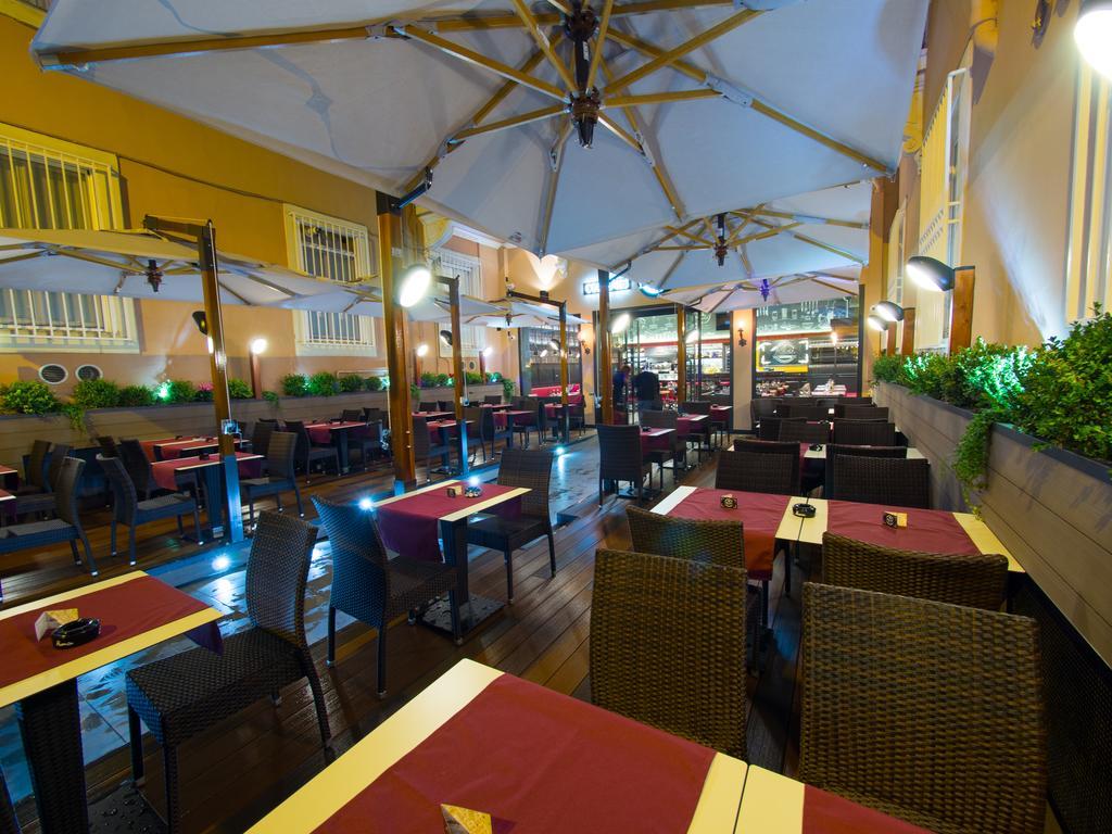 Alessandro Palace & Bar Roma Exterior foto